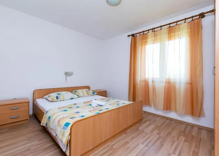 דירה Beachfront לופאר