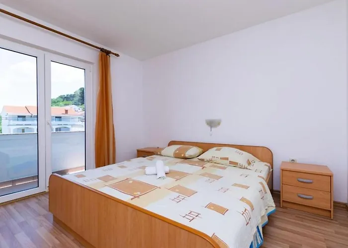 Beachfront דירה *