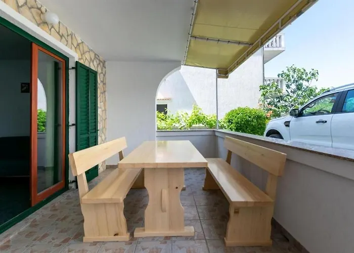 דירה Beachfront לופאר