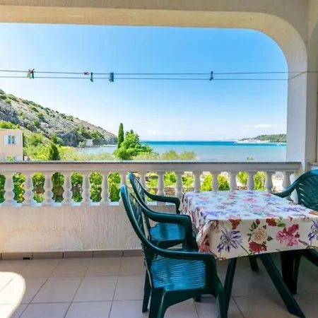 Apartment Beachfront Lopar