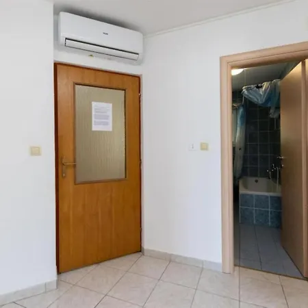 Апартаменты Beachfront *