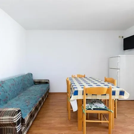 Beachfront לופאר
